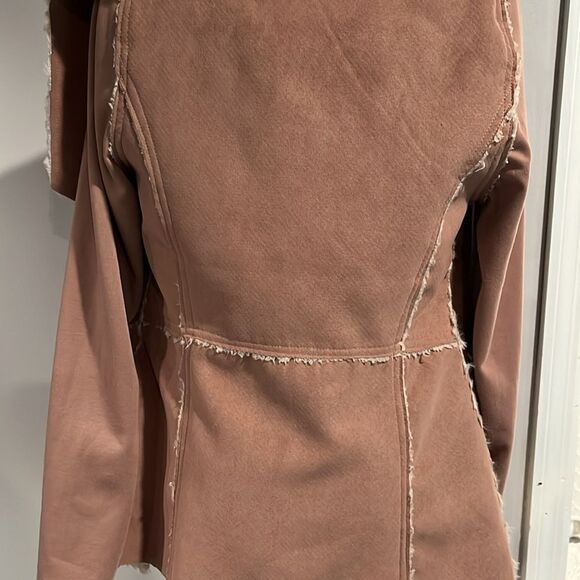 Women's blush Jacket with Cream blush faux Fur Collar - Picture 6 of 8